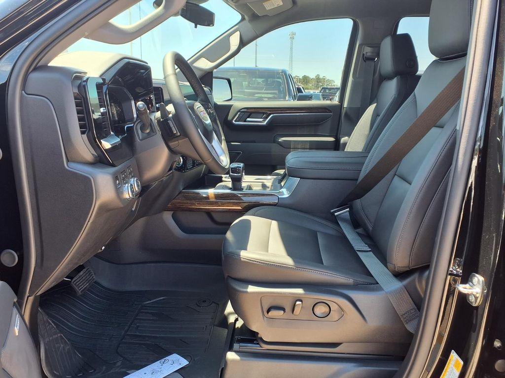 new 2026 GMC Sierra 1500 car, priced at $57,725