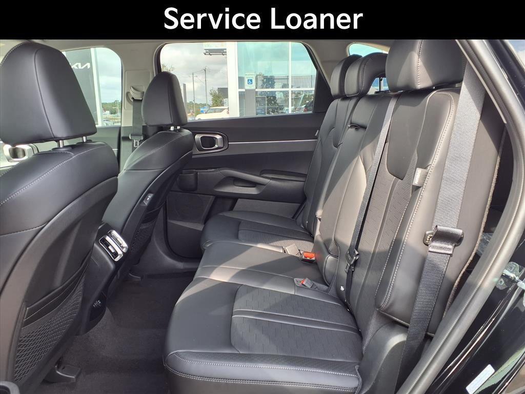 new 2026 Kia Sorento car, priced at $35,008