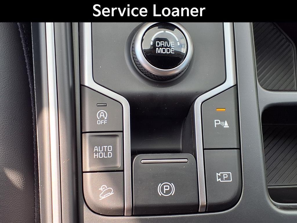 new 2026 Kia Sorento car, priced at $35,008