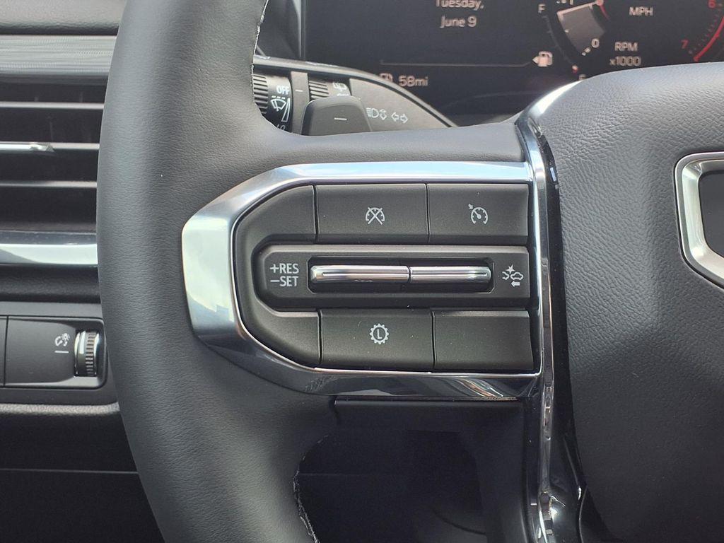new 2026 GMC Acadia car, priced at $46,917