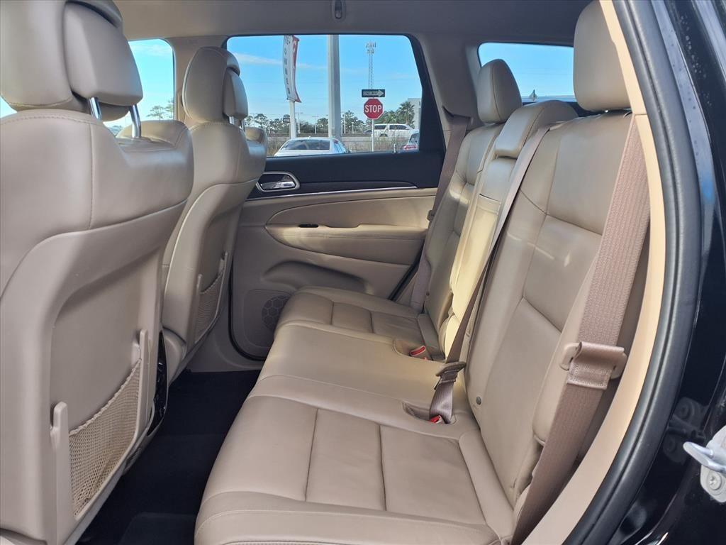 used 2017 Jeep Grand Cherokee car, priced at $17,991