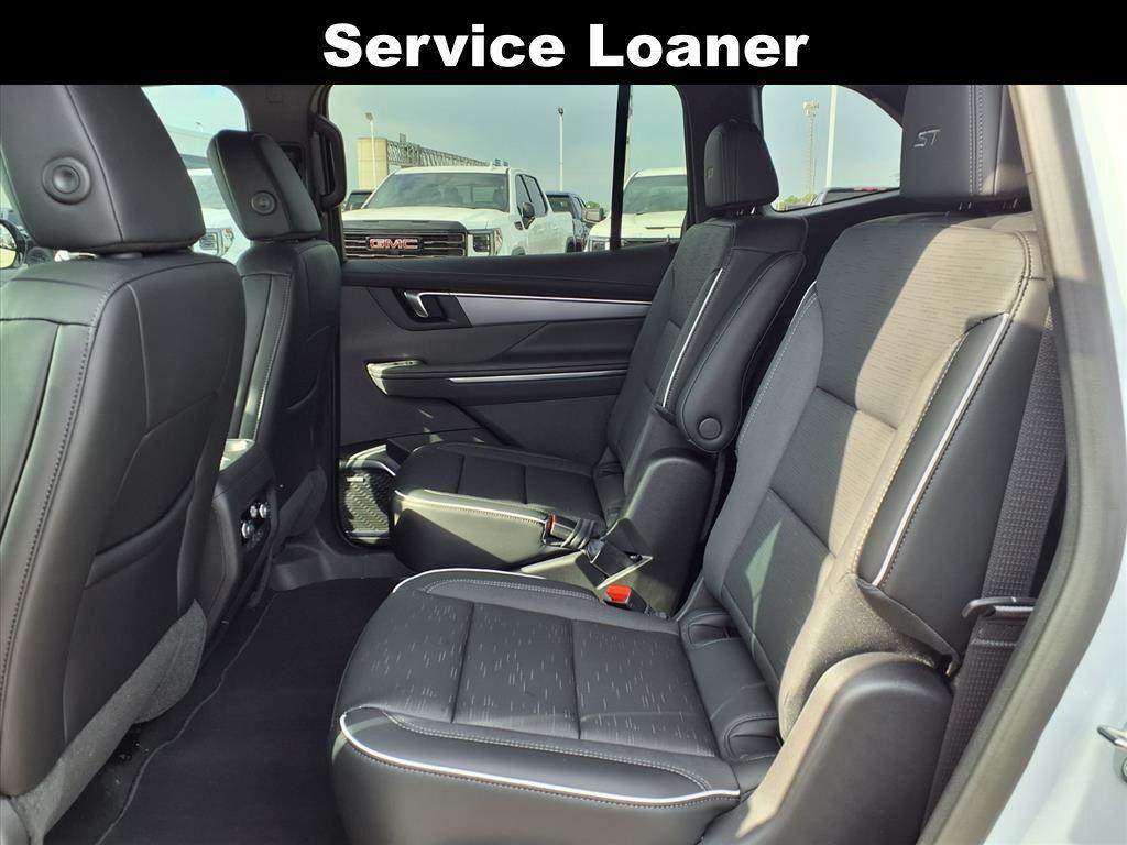new 2026 Buick Enclave car, priced at $48,204