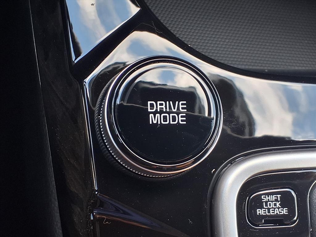 new 2026 Kia Seltos car, priced at $28,685