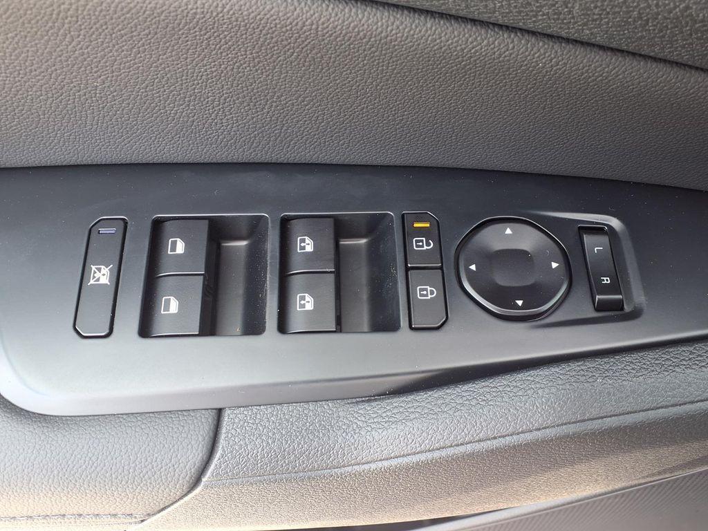 new 2026 Kia Sportage car, priced at $30,972