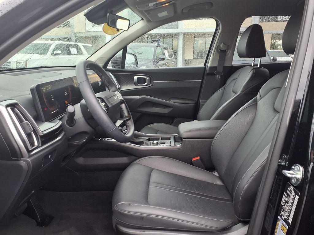 used 2026 Kia Sorento car, priced at $31,216
