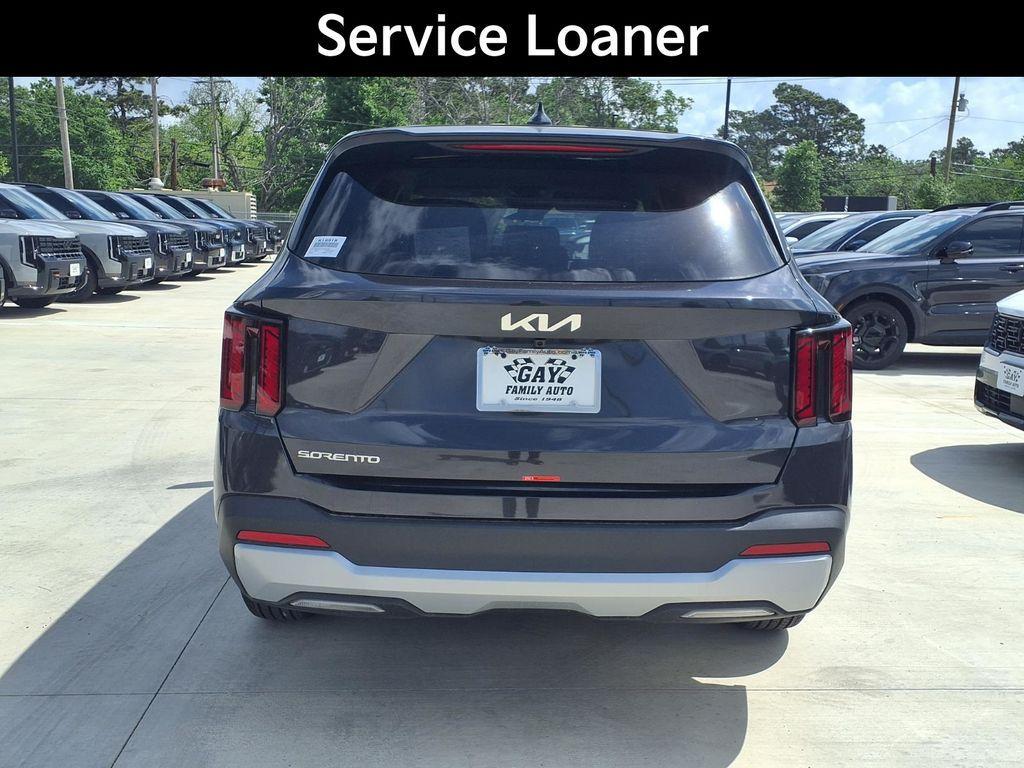 new 2026 Kia Sorento car, priced at $30,465