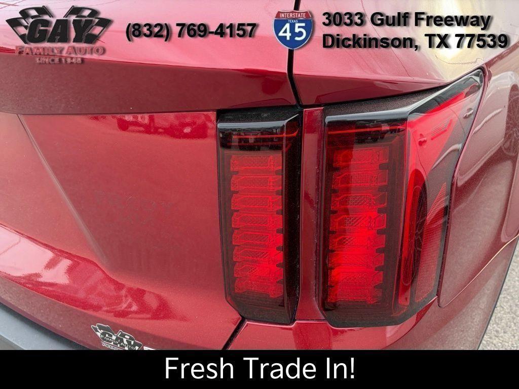used 2023 Kia Sorento car, priced at $28,991