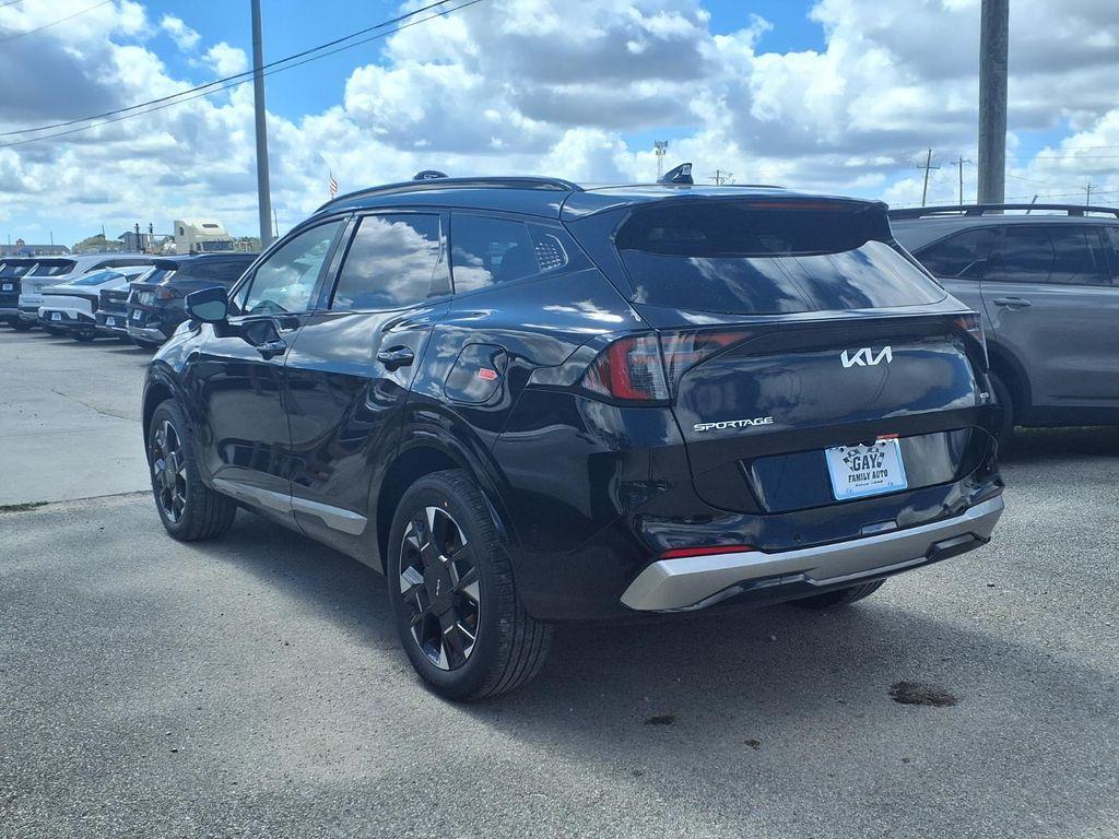 new 2026 Kia Sportage Hybrid car, priced at $40,472