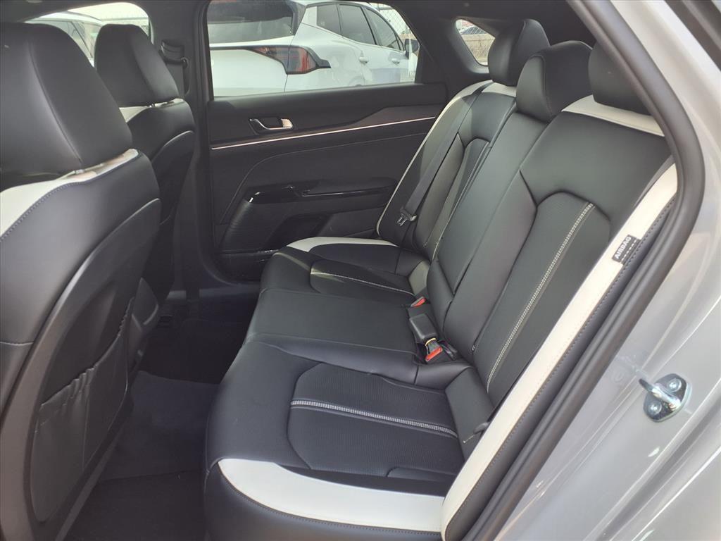 new 2026 Kia K5 car, priced at $30,293