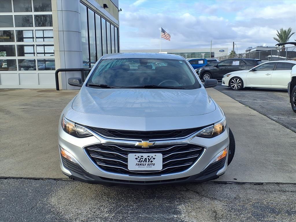 used 2019 Chevrolet Malibu car, priced at $13,881