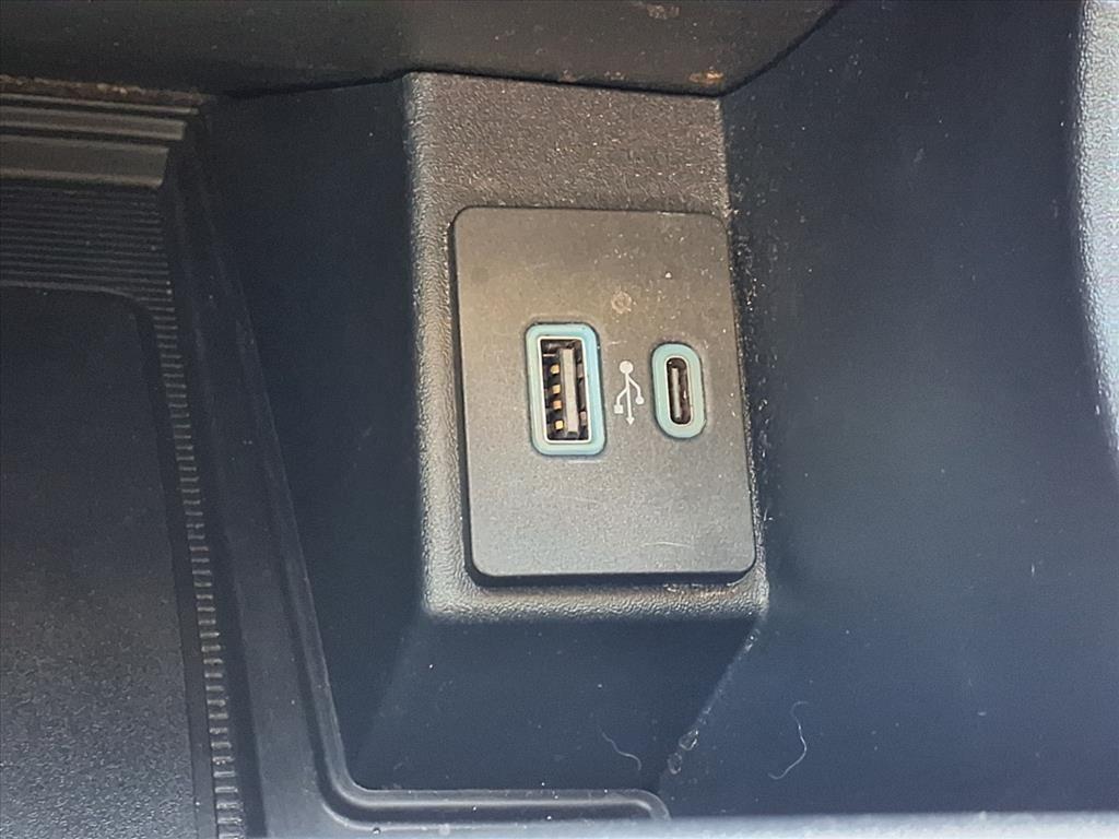 used 2021 Ford Edge car, priced at $14,991