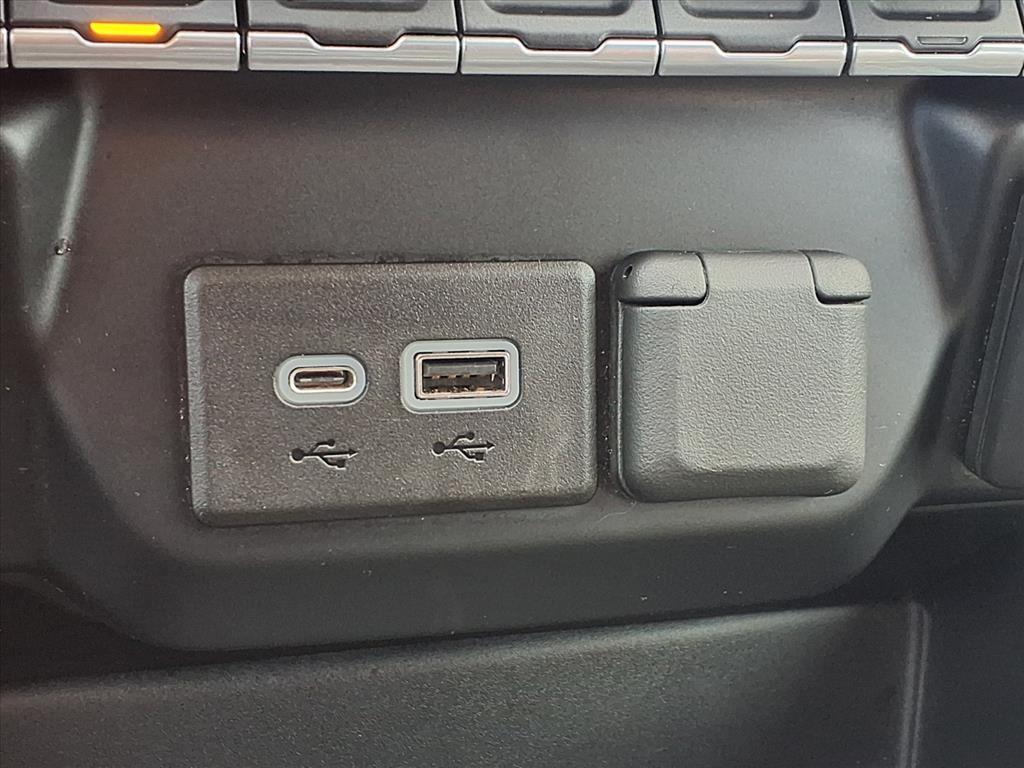 used 2020 Chevrolet Silverado 1500 car, priced at $34,991