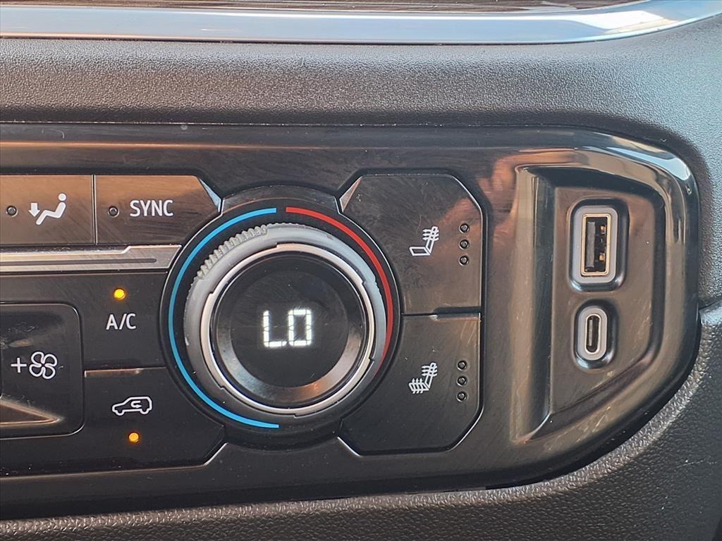 used 2022 Chevrolet Silverado 1500 car, priced at $37,991