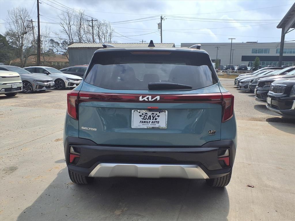new 2026 Kia Seltos car, priced at $25,385