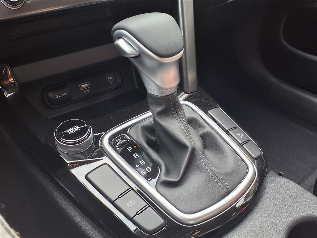 new 2026 Kia Seltos car, priced at $25,385