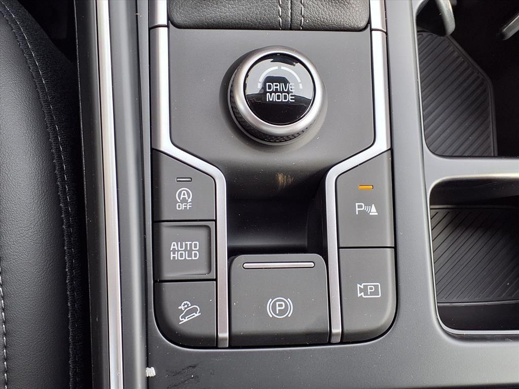 new 2026 Kia Sorento car, priced at $35,523