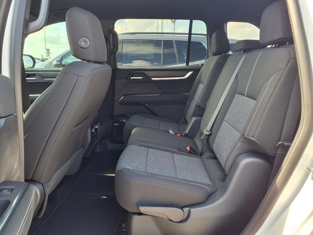 new 2026 GMC Acadia car, priced at $44,023