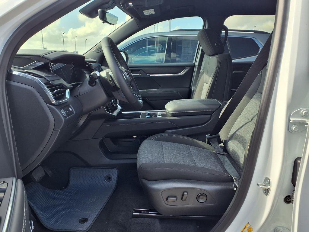 new 2026 GMC Acadia car, priced at $44,023