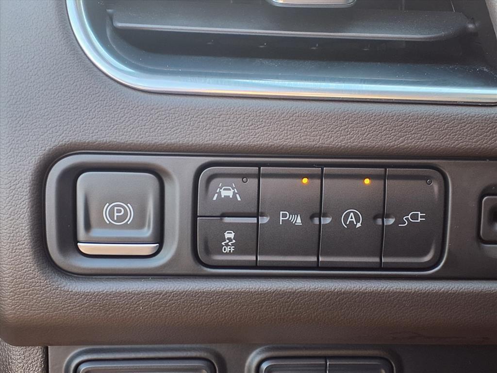 used 2022 GMC Yukon car, priced at $39,495