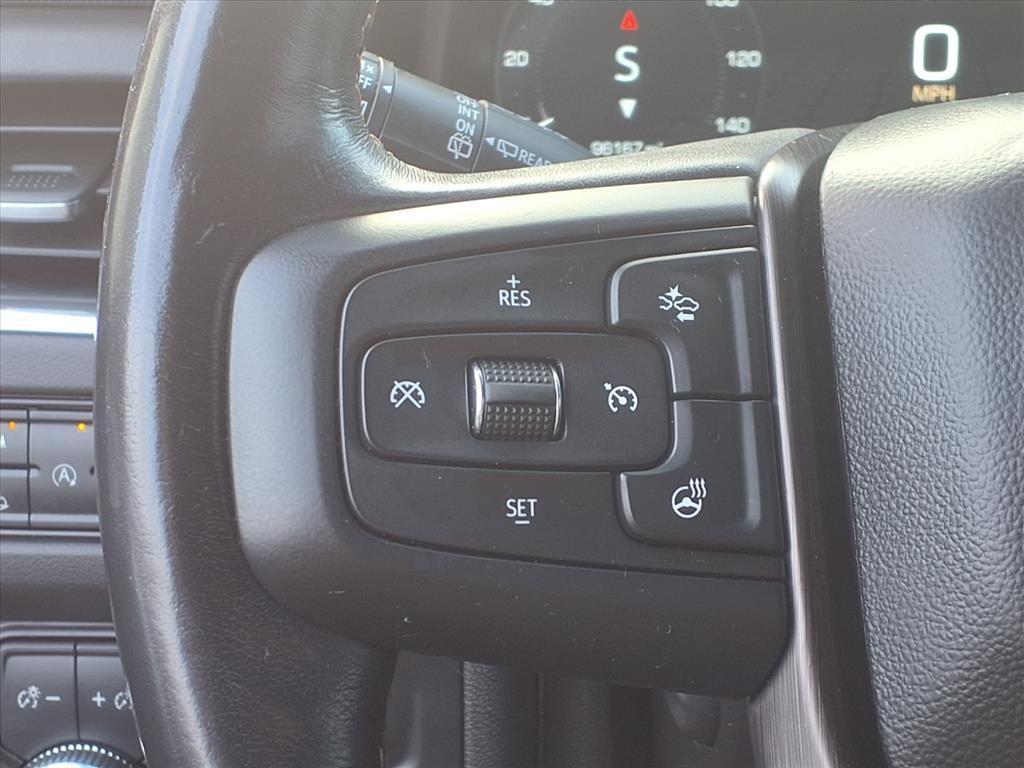 used 2023 GMC Yukon car, priced at $43,594