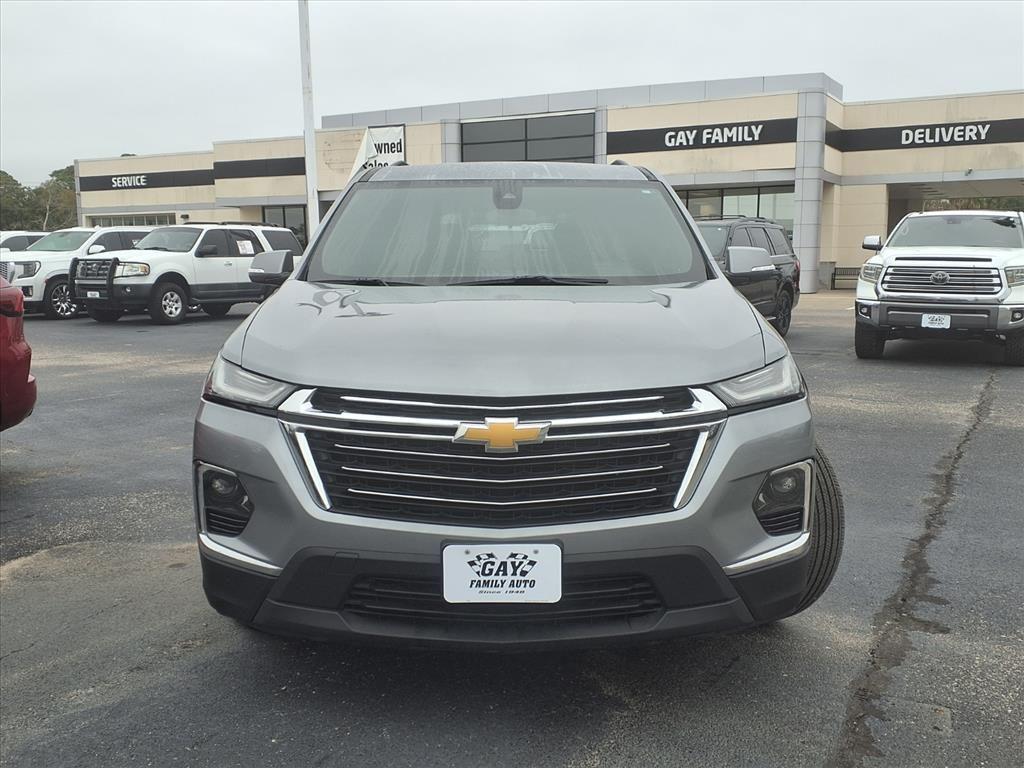 used 2023 Chevrolet Traverse car, priced at $22,991