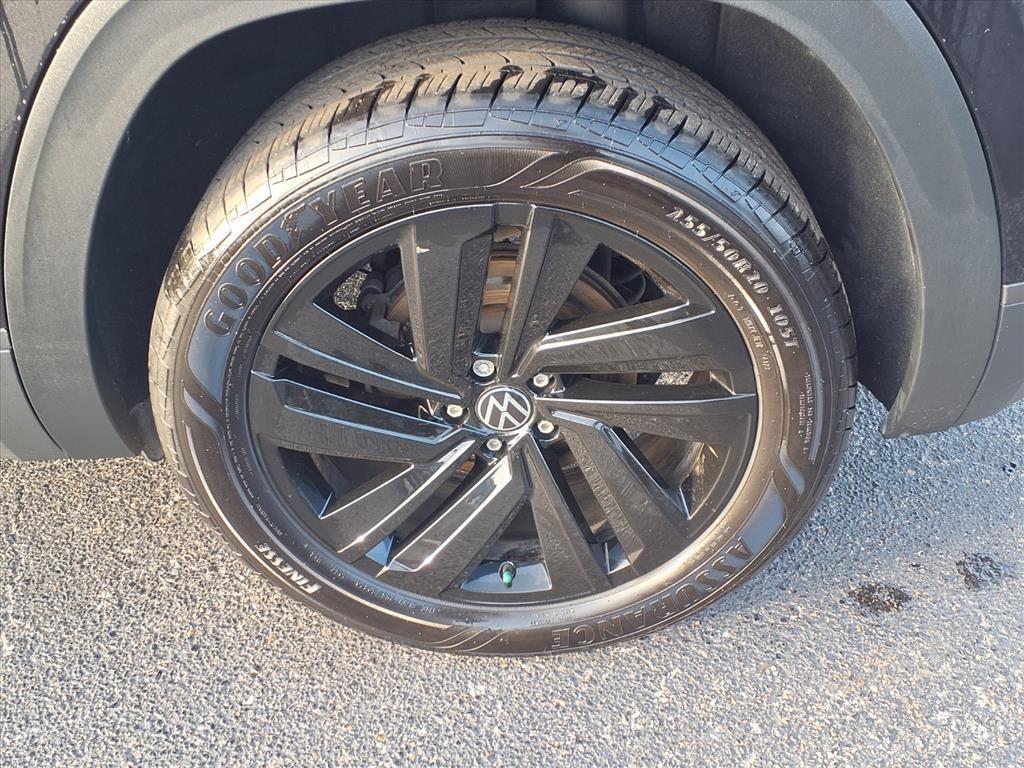 used 2022 Volkswagen Atlas Cross Sport car, priced at $19,991