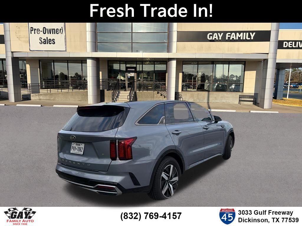 used 2021 Kia Sorento car, priced at $21,216