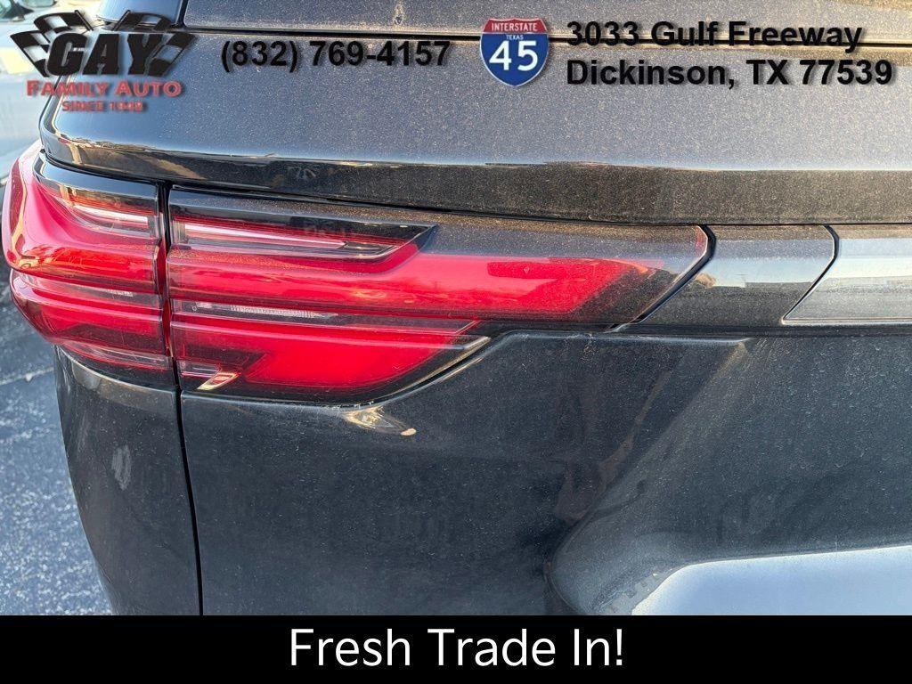 used 2023 Chevrolet Traverse car, priced at $31,991