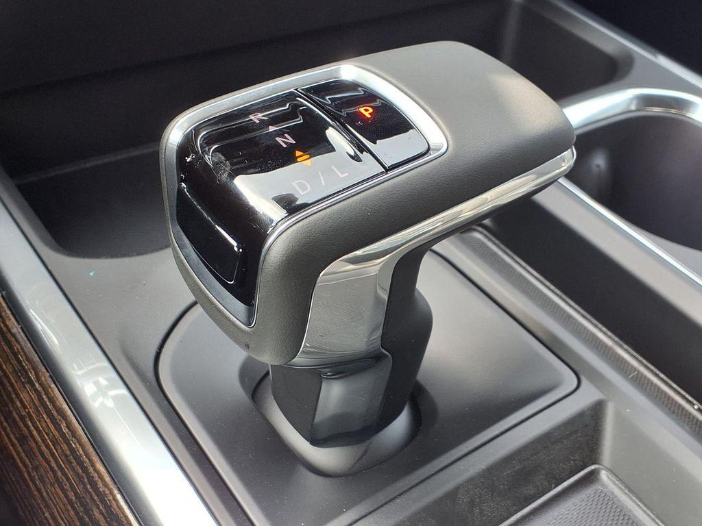 new 2026 GMC Sierra 1500 car, priced at $51,220
