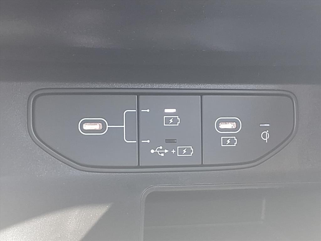 new 2026 Kia Sorento Hybrid car, priced at $40,518