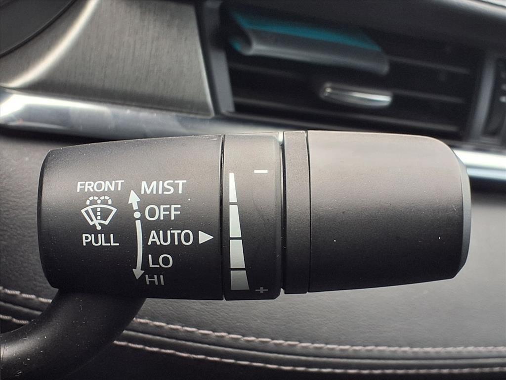 used 2018 Mazda Mazda6 car, priced at $13,991