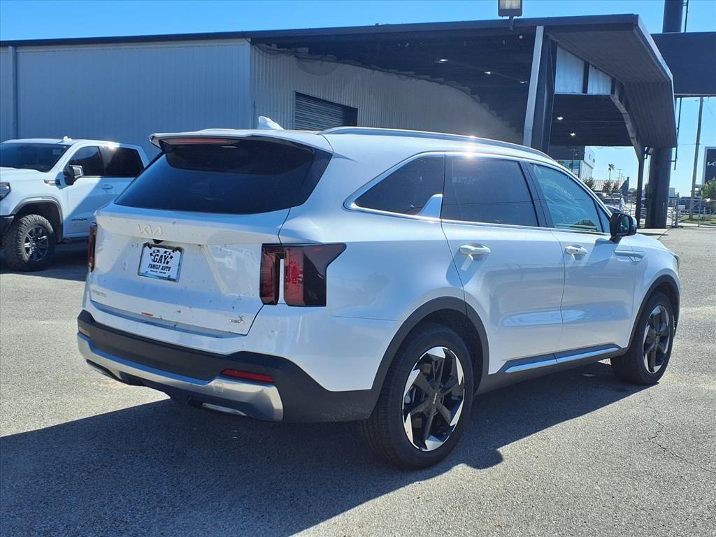 new 2026 Kia Sorento Hybrid car, priced at $42,698