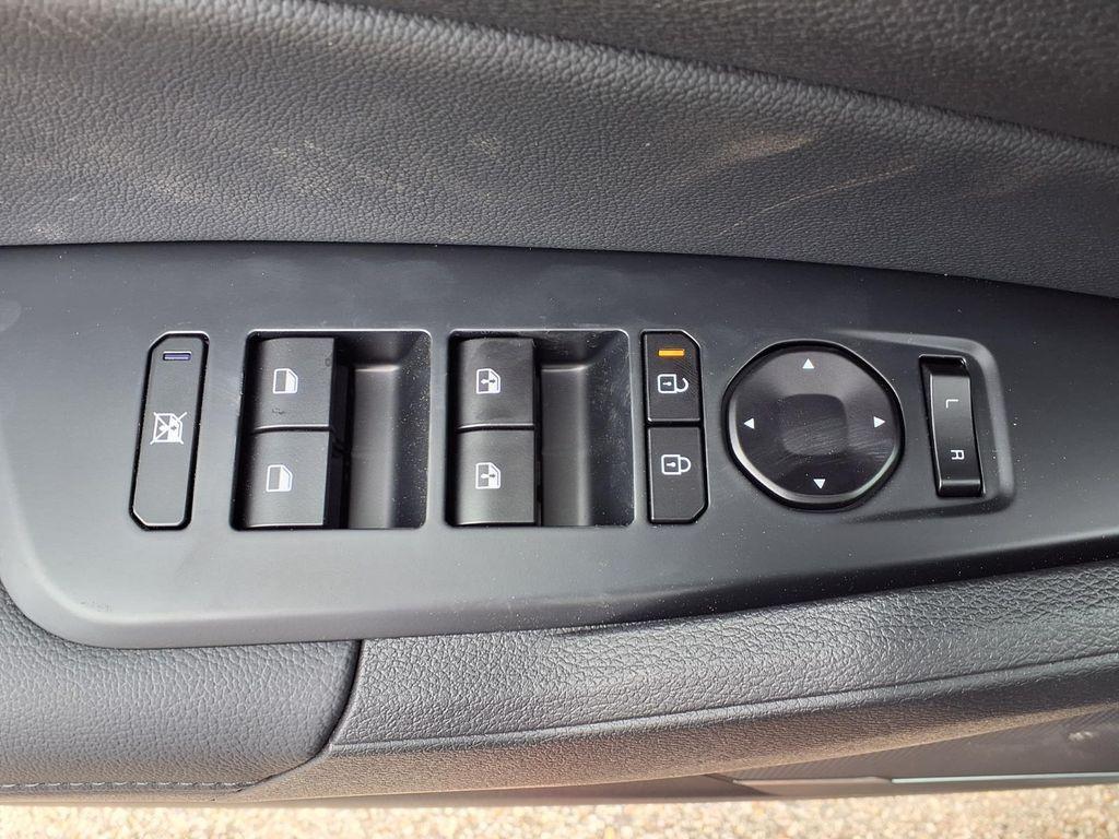 new 2026 Kia Sportage car, priced at $30,972