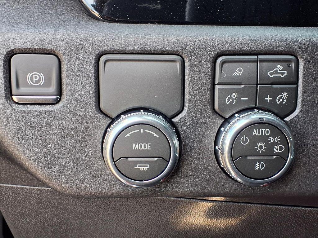 new 2026 GMC Sierra 1500 car, priced at $51,919