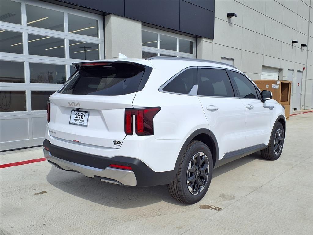 new 2026 Kia Sorento car, priced at $33,938