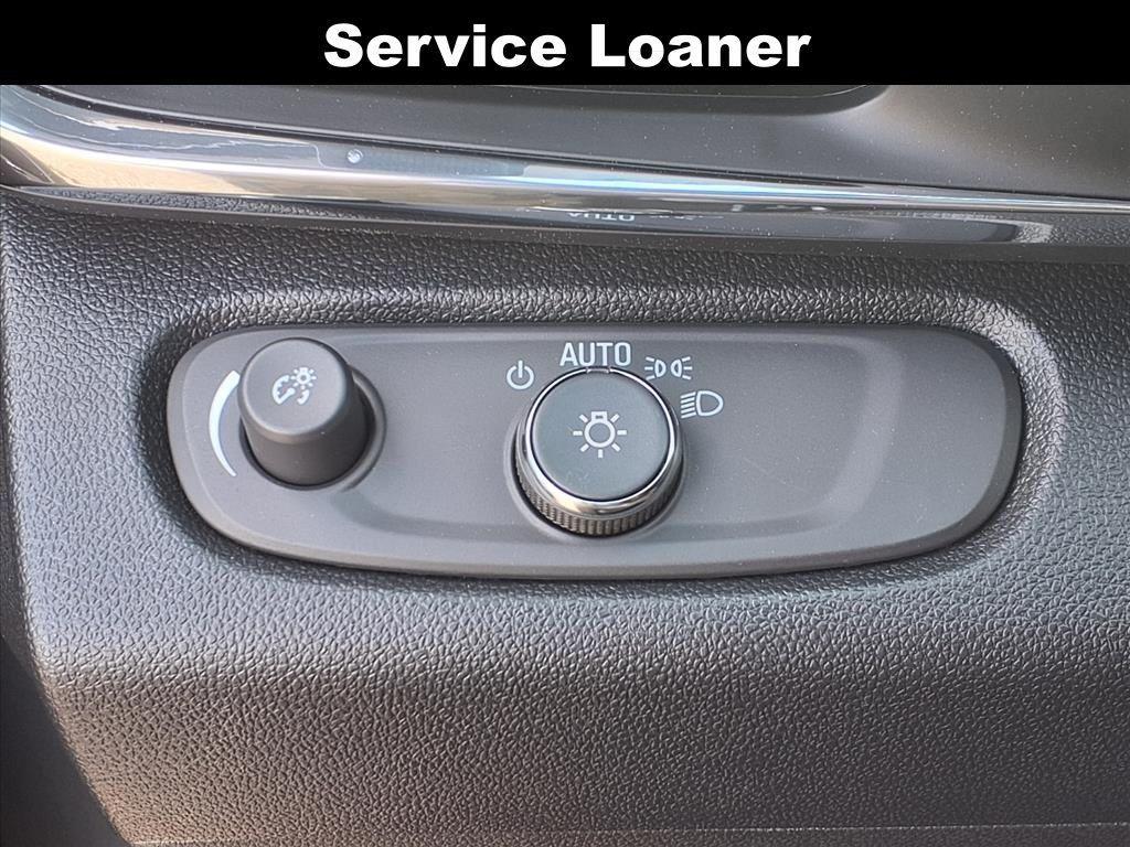 new 2026 Buick Envista car, priced at $27,028