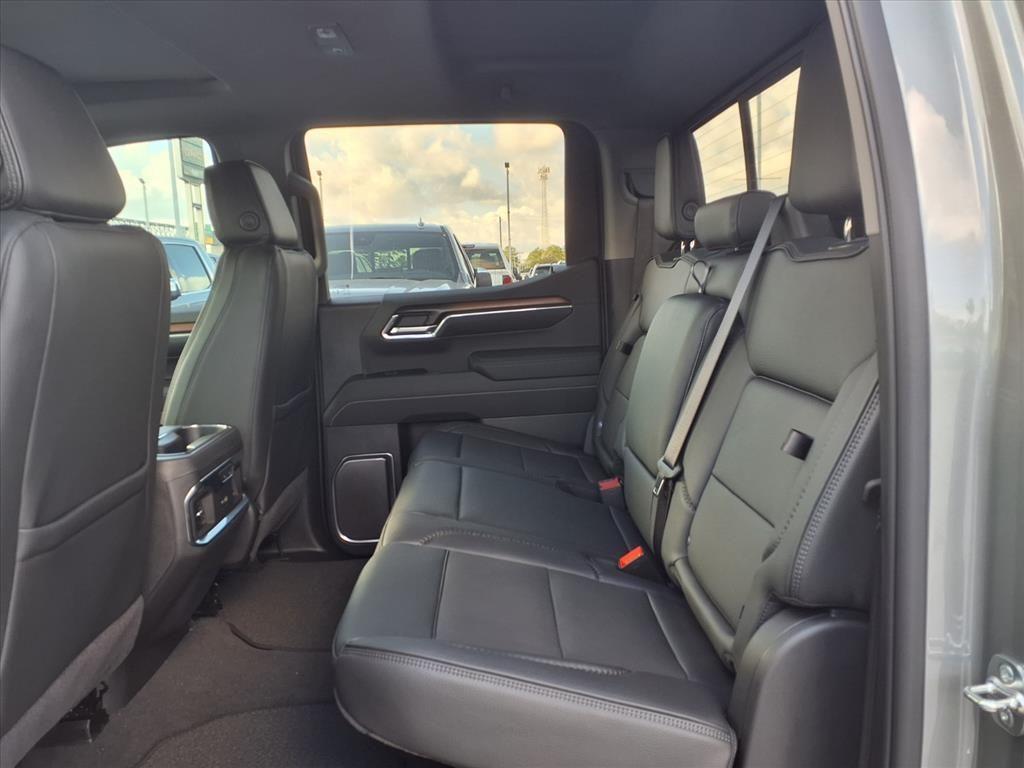 new 2026 GMC Sierra 1500 car, priced at $68,940