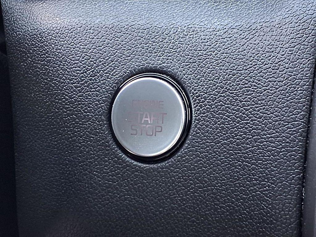 used 2023 Kia Sorento car, priced at $27,216