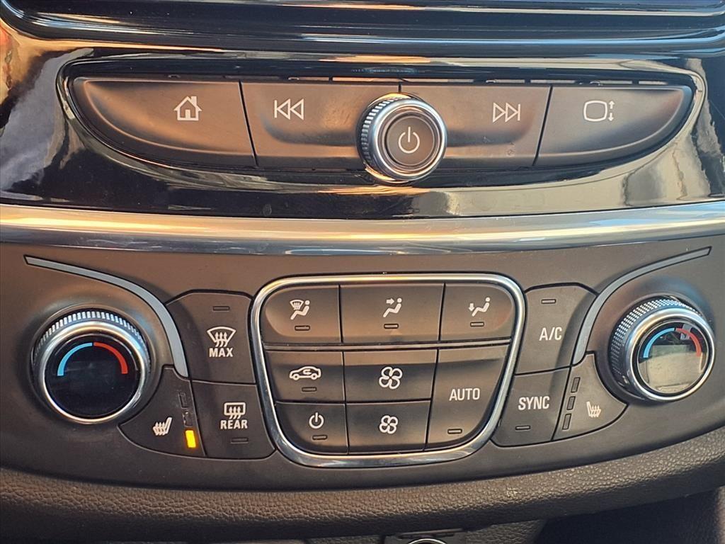 used 2020 Chevrolet Traverse car, priced at $19,991