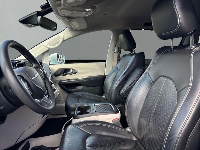 used 2022 Chrysler Pacifica car, priced at $15,995