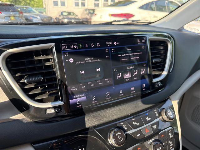 used 2023 Chrysler Pacifica car, priced at $16,995