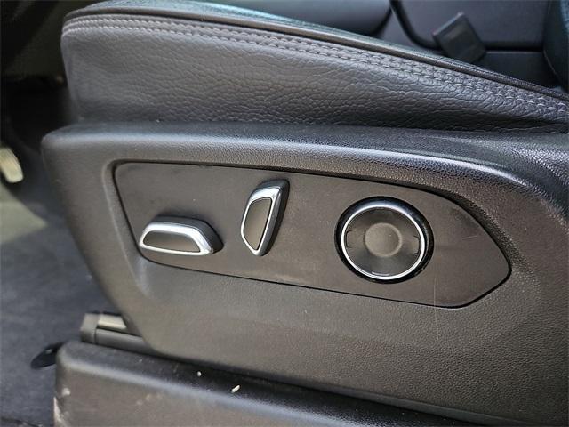 used 2021 GMC Yukon car, priced at $49,999