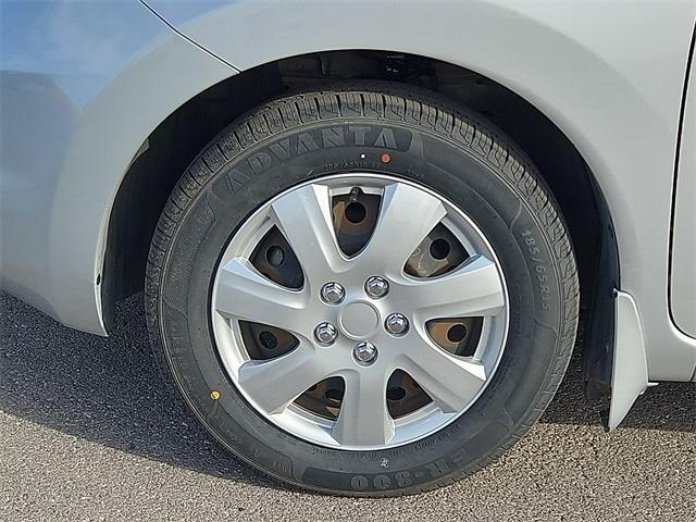 used 2015 Nissan Versa Note car, priced at $10,999