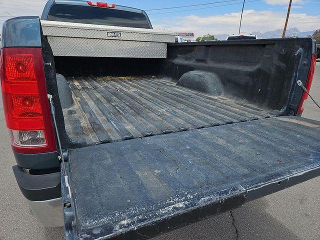 used 2011 GMC Sierra 2500 car, priced at $11,499