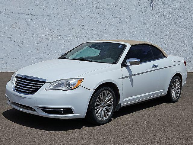 used 2013 Chrysler 200 car, priced at $7,999