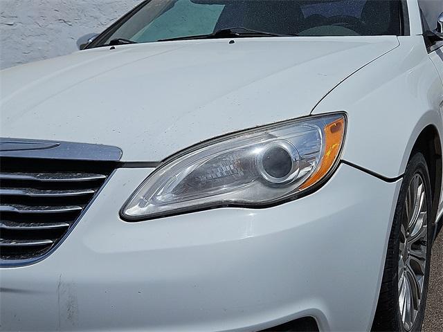 used 2013 Chrysler 200 car, priced at $9,995