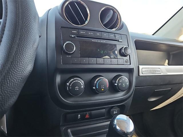 used 2015 Jeep Compass car, priced at $8,999