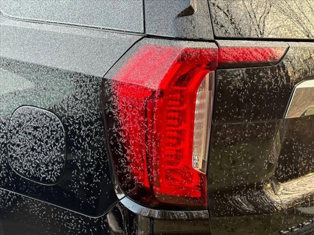 used 2023 GMC Yukon car, priced at $43,498