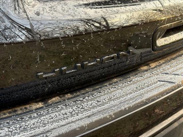 used 2023 GMC Yukon car, priced at $43,498