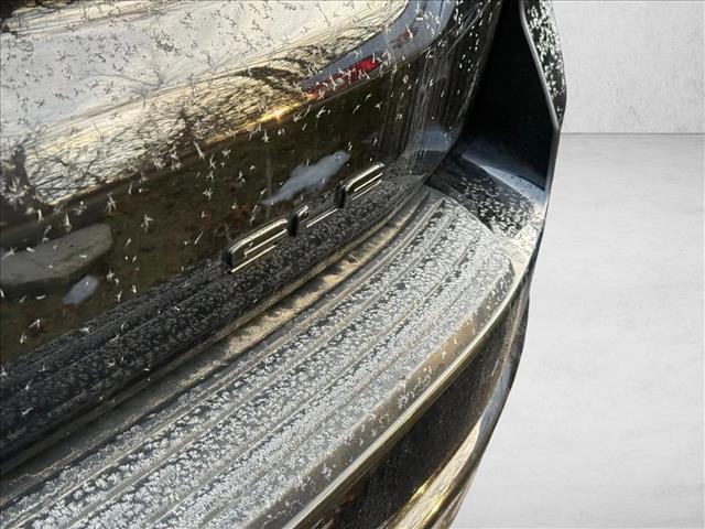 used 2023 GMC Yukon car, priced at $43,498